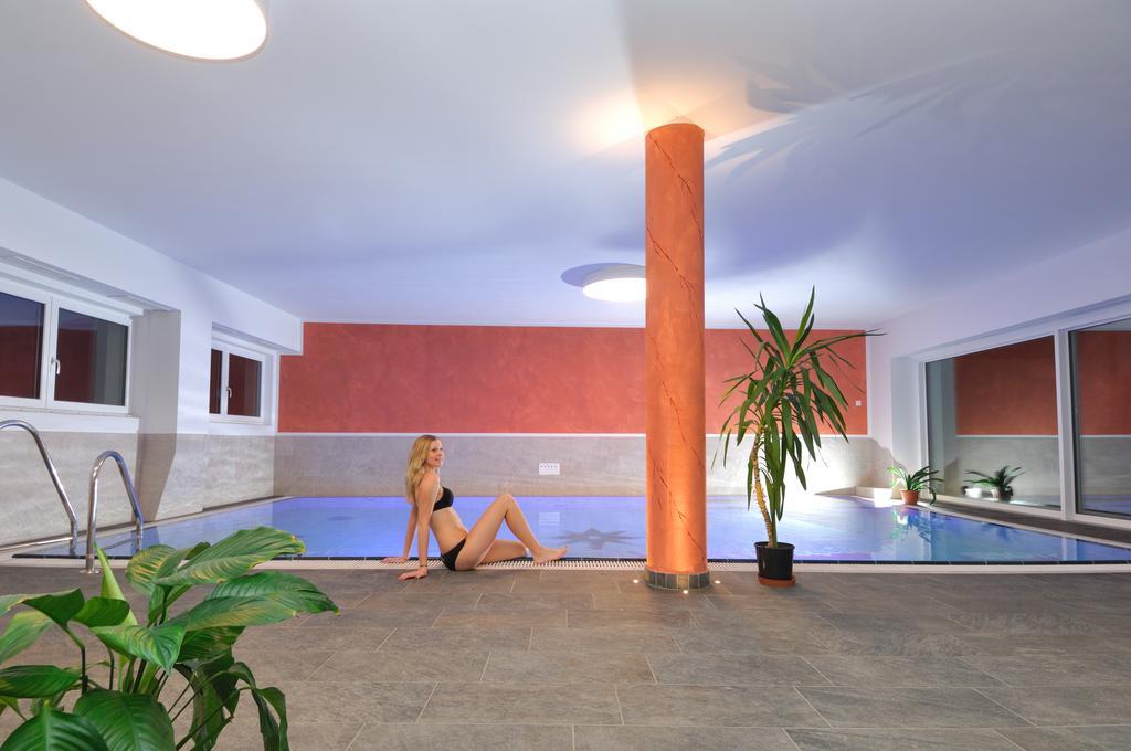 Hotel Viktoria Castelrotto Eksteriør bilde
