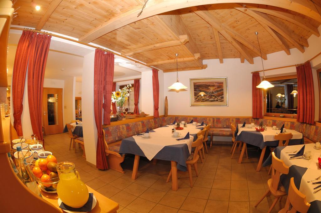 Hotel Viktoria Castelrotto Eksteriør bilde